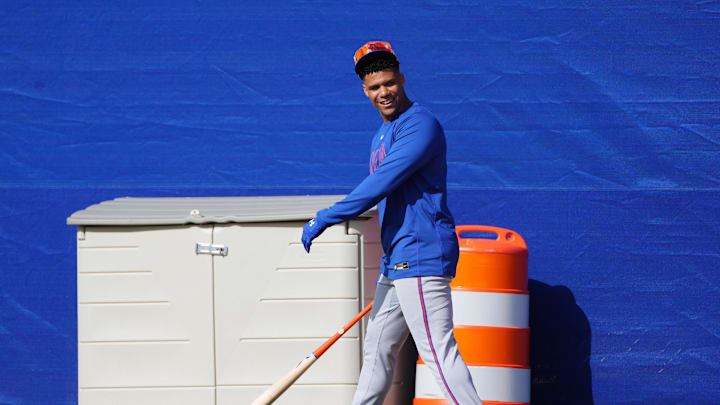 Feb 16, 2025; Port St. Lucie, FL, USA; New York Mets outfielder Juan Soto (22) walks out to batting practice on his first day of spring training with the Mets. 