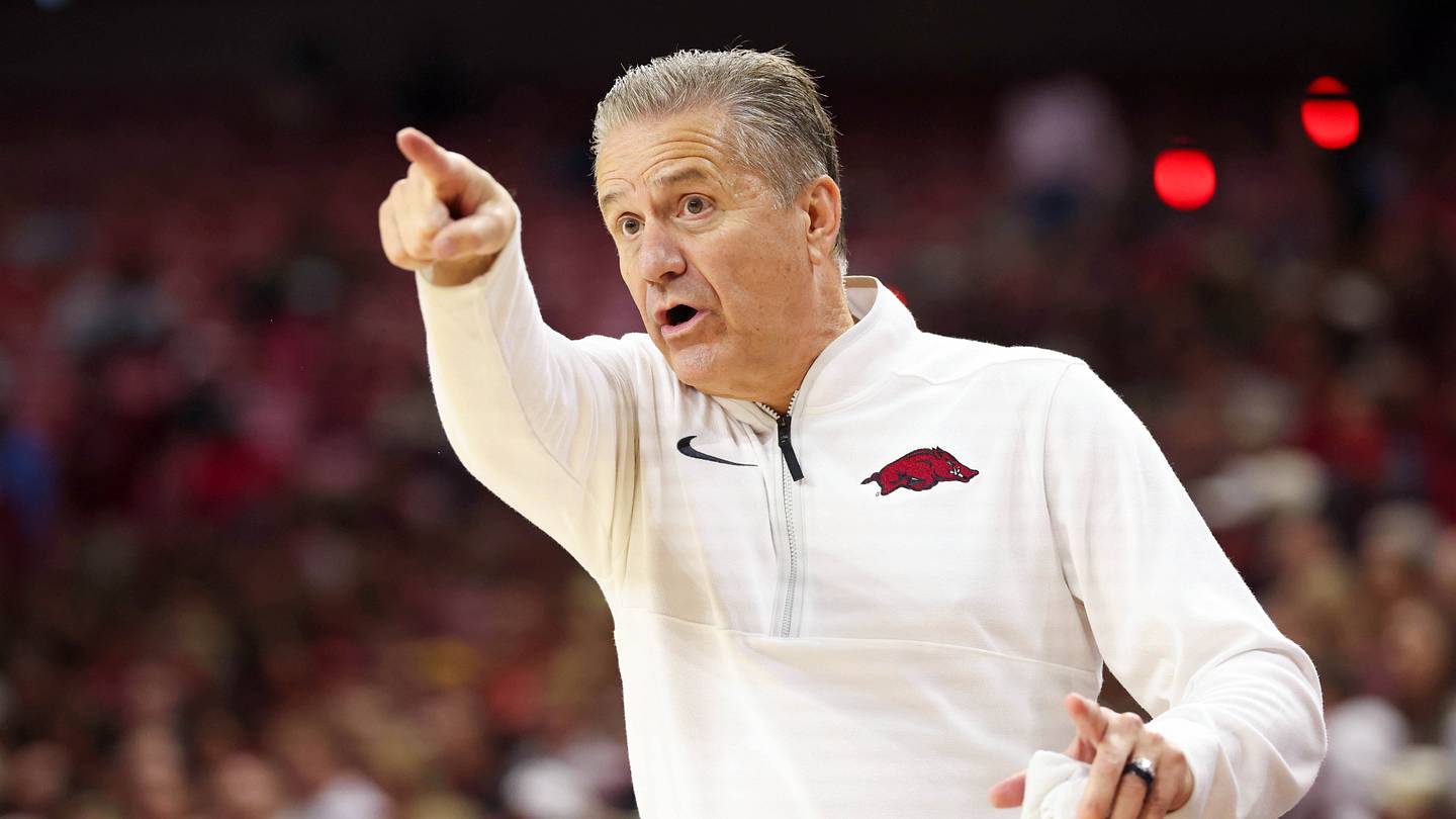 3 Things Arkansas Razorbacks Must Fix Before Season Opener