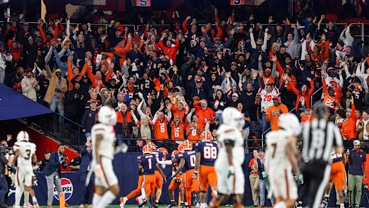 Four-star wide receiver and top-40 national prospect Davion Brown will visit 'Cuse and has Syracuse football in his top 5.