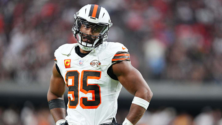 Cleveland Browns v Las Vegas Raiders
