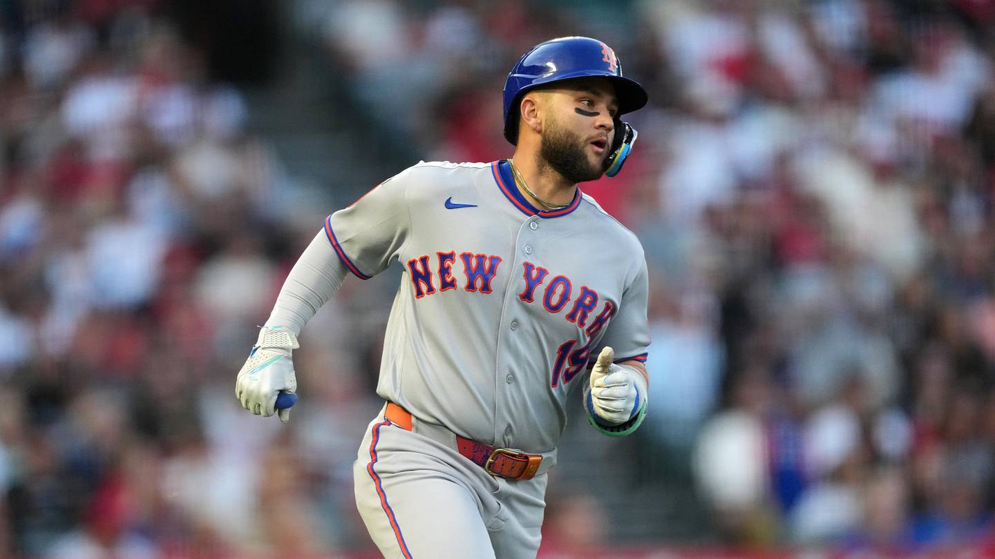 Mets Legend Backs Bo Bichette Amid Slow Start