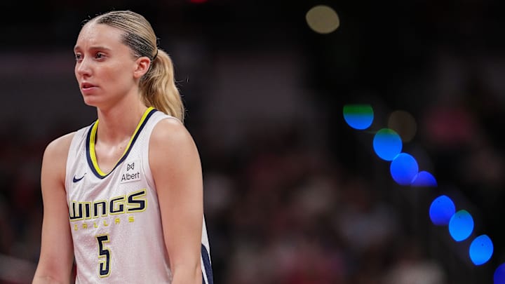 Dallas Wings guard Paige Bueckers (5) stands on the court Tuesday, Aug. 12, 2025, during the game at Gainbridge Fieldhouse in Indianapolis. The Dallas Wings defeated the Indiana Fever, 81-80.