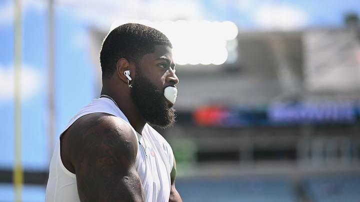 Sep 13, 2026; Jacksonville, Florida, USA; Cleveland Browns defensive end Jared Verse (8) stretches before the game agains the Jacksonville Jaguars at EverBank Stadium. Mandatory Credit: Melina Myers-Imagn Images Sep 13, 2026; Jacksonville, Florida, USA; Cleveland Browns defensive end Jared Verse (8) stretches before the game agains the Jacksonville Jaguars at EverBank Stadium. Mandatory Credit: Melina Myers-Imagn Images