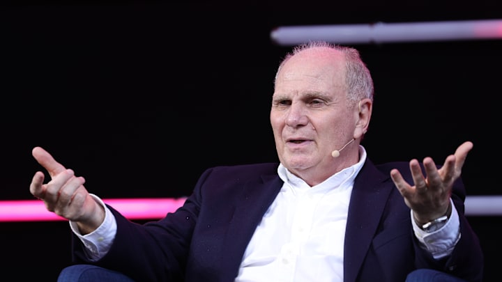 Uli Hoeness a critiqué le PSG