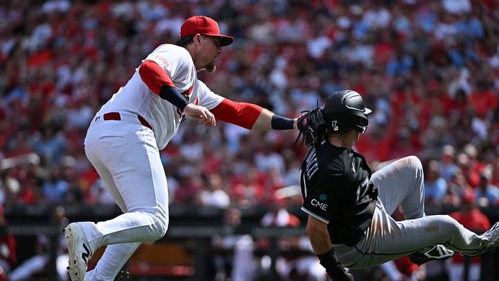 Sep 13, 2026; St. Louis, Missouri, USA; Chicago White Sox left fielder Sam Antonacci (17) is tagged out in a rundown by St. Louis Cardinals third baseman Nolan Gorman (16) during the sixth inning at Busch Stadium. Mandatory Credit: Jeff Le-Imagn Images Sep 13, 2026; St. Louis, Missouri, USA; Chicago White Sox left fielder Sam Antonacci (17) is tagged out in a rundown by St. Louis Cardinals third baseman Nolan Gorman (16) during the sixth inning at Busch Stadium. Mandatory Credit: Jeff Le-Imagn Images