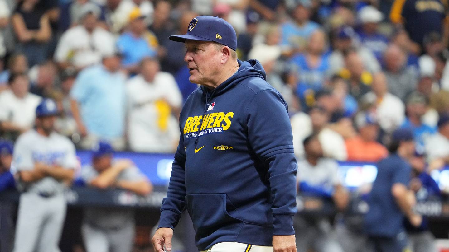Pat Murphy: Brewers 'Don't Care' They're Facing One of Best Teams Ever