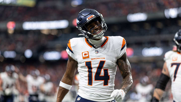 Denver Broncos v Las Vegas Raiders