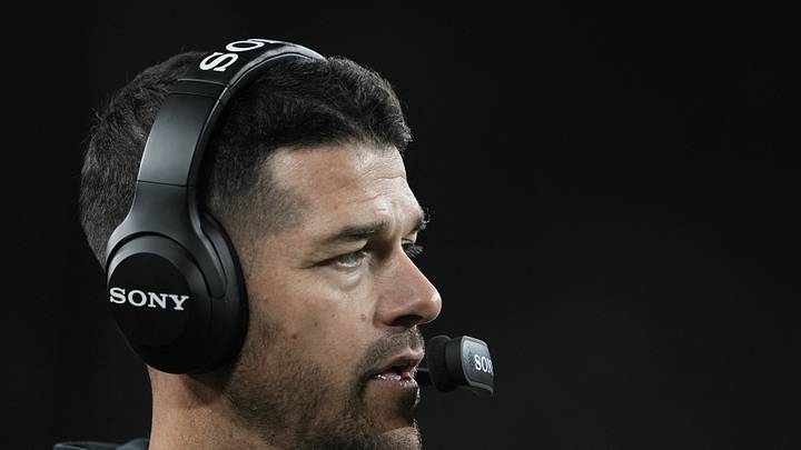 Oct 29, 2026; Green Bay, Wisconsin, USA; Carolina Panthers head coach Dave Canales against the Green Bay Packers in the first half at Lambeau Field. Mandatory Credit: Jeff Hanisch-Imagn Images Oct 29, 2026; Green Bay, Wisconsin, USA; Carolina Panthers head coach Dave Canales against the Green Bay Packers in the first half at Lambeau Field. Mandatory Credit: Jeff Hanisch-Imagn Images