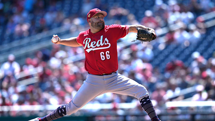 Cincinnati Reds pitcher Brett Kennedy