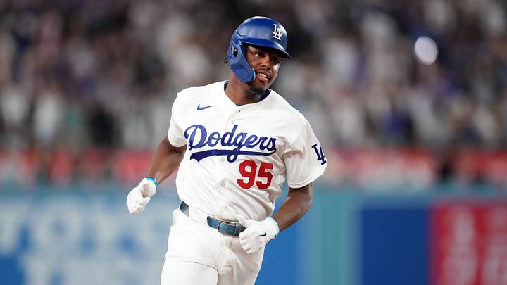 Sep 18, 2026; Los Angeles, California, USA; Los Angeles Dodgers designated hitter Josue de Paula (95) runs the bases after scoring on a two-run home run in the eighth inning against the San Francisco Giants at Dodger Stadium. Mandatory Credit: Kirby Lee-Imagn Images Sep 18, 2026; Los Angeles, California, USA; Los Angeles Dodgers designated hitter Josue de Paula (95) runs the bases after scoring on a two-run home run in the eighth inning against the San Francisco Giants at Dodger Stadium. Mandatory Credit: Kirby Lee-Imagn Images