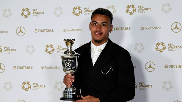 BRITAIN-FBL-AWARD