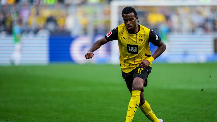 Borussia Dortmund v Holstein Kiel - Bundesliga