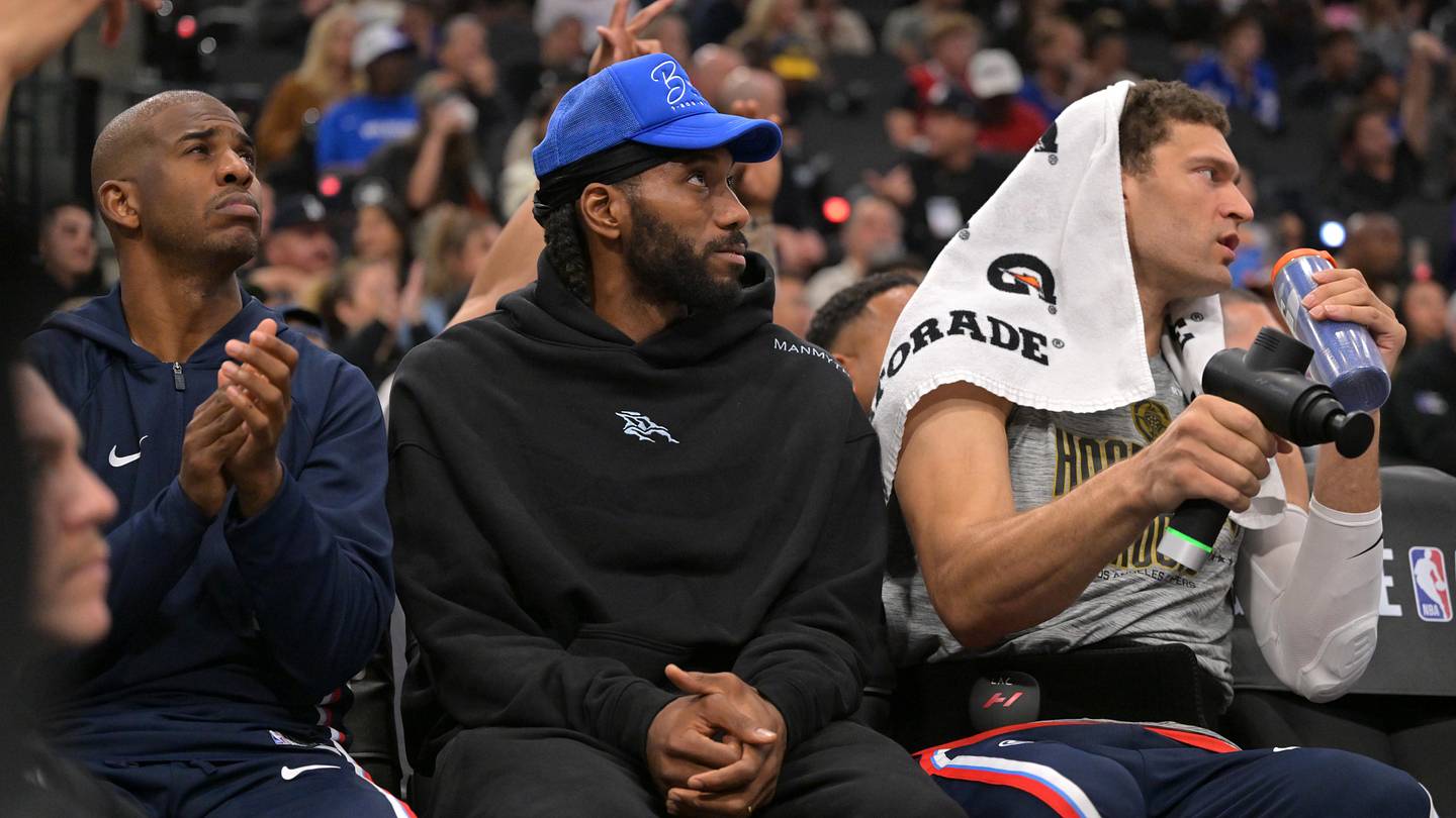 Clippers Struggle at 5-12: Injuries Force Lineup Changes