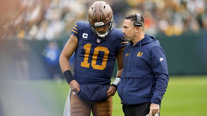 Jordan Love and the Packers couldn't find a rhythm on offense in Sunday's 16–13 loss to the Panthers.