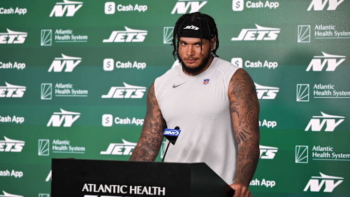Jun 10, 2025; East Rutherford, NJ, USA; New York Jets linebacker Jermaine Johnson (11) speaks at a press conference during minicamp at Atlantic Health Jets Training Center. Mandatory Credit: John Jones-Imagn Images Jun 10, 2025; East Rutherford, NJ, USA; New York Jets linebacker Jermaine Johnson (11) speaks at a press conference during minicamp at Atlantic Health Jets Training Center. Mandatory Credit: John Jones-Imagn Images