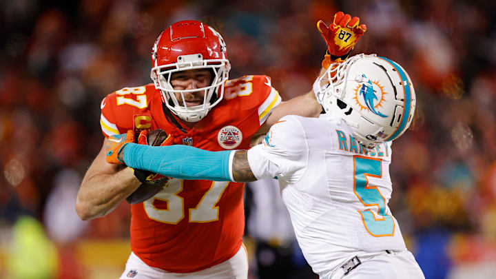 AFC Wild Card Playoffs - Miami Dolphins v Kansas City Chiefs
