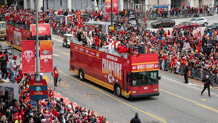 Feb 15, 2023; Kansas City, MO, USA; Kansas City Chiefs quarterback Patrick Mahomes II and tight end Travis Kelce ride on a bus at the Super Bowl LVII Champions Parade in downtown Kansas City, Mo. Mandatory Credit: Amy Kontras-Imagn Images Feb 15, 2023; Kansas City, MO, USA; Kansas City Chiefs quarterback Patrick Mahomes II and tight end Travis Kelce ride on a bus at the Super Bowl LVII Champions Parade in downtown Kansas City, Mo. Mandatory Credit: Amy Kontras-Imagn Images