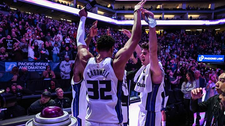 Jan 11, 2026; Sacramento, California, USA; Sacramento Kings center Dylan Cardwell (32) and center Maxime Raynaud (42) celebrate lighting the beam after defeating the Houston Rockets at Golden 1 Center. Mandatory Credit: Justine Willard-Imagn Images Jan 11, 2026; Sacramento, California, USA; Sacramento Kings center Dylan Cardwell (32) and center Maxime Raynaud (42) celebrate lighting the beam after defeating the Houston Rockets at Golden 1 Center. Mandatory Credit: Justine Willard-Imagn Images