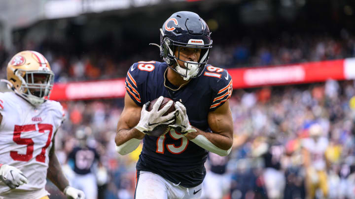 Sep 11, 2022; Chicago, Illinois, USA; Chicago Bears wide receiver Equanimeous St. Brown (19) catches a touchdown pass in the fourth quarter against the San Francisco 49ers at Soldier Field. Mandatory Credit: Daniel Bartel-USA TODAY Sports Sep 11, 2022; Chicago, Illinois, USA; Chicago Bears wide receiver Equanimeous St. Brown (19) catches a touchdown pass in the fourth quarter against the San Francisco 49ers at Soldier Field. Mandatory Credit: Daniel Bartel-USA TODAY Sports