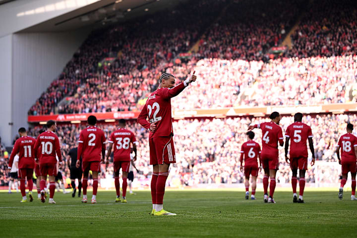 ฮูโก้ เอกิติเก้