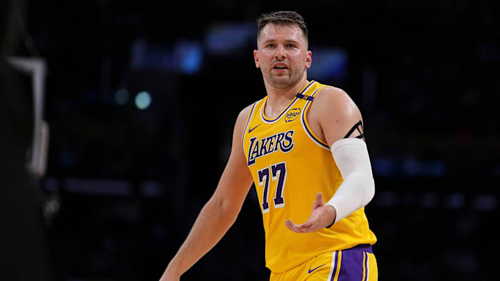 Golden State Warriors v Los Angeles Lakers Golden State Warriors v Los Angeles Lakers