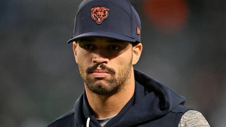 Chicago Bears quarterback Caleb Williams (18) looks on before the game against the Philadelphia Eagles at Soldier Field. Mandatory Credit: Patrick Gorski-Imagn Images Chicago Bears quarterback Caleb Williams (18) looks on before the game against the Philadelphia Eagles at Soldier Field. Mandatory Credit: Patrick Gorski-Imagn Images