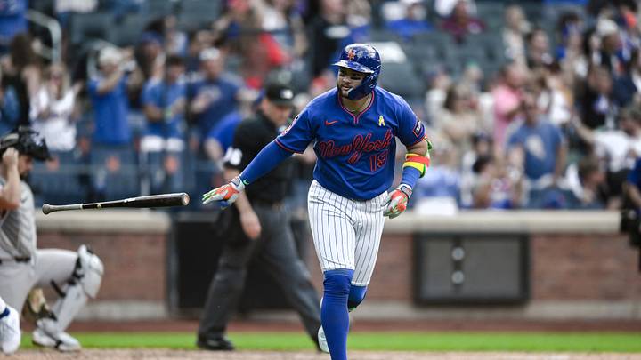 Sep 6, 2026; New York City, New York, USA; New York Mets third baseman Bo Bichette (19) reacts after hitting a three-run home run against the San Francisco Giants during the eighth inning at Citi Field. Mandatory Credit: John Jones-Imagn Images Sep 6, 2026; New York City, New York, USA; New York Mets third baseman Bo Bichette (19) reacts after hitting a three-run home run against the San Francisco Giants during the eighth inning at Citi Field. Mandatory Credit: John Jones-Imagn Images