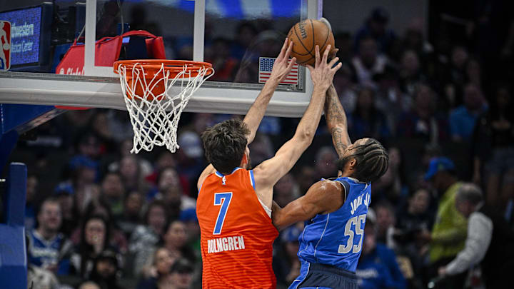 Dec 2, 2023; Dallas, Texas, USA; Oklahoma City Thunder forward Chet Holmgren (7) blocks a shot by