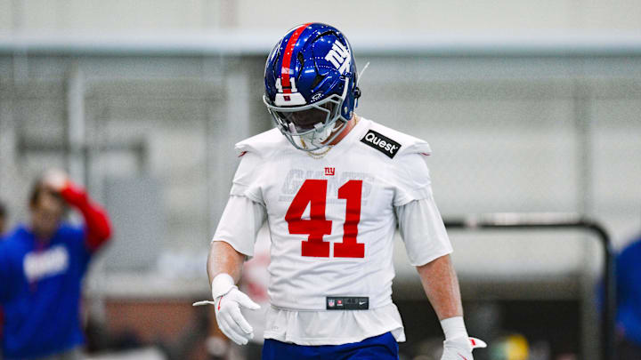 New York Giants linebacker Micah McFadden 