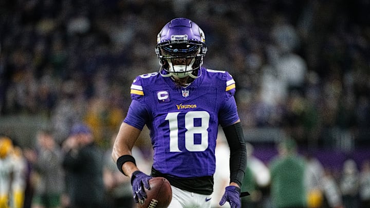 Green Bay Packers v Minnesota Vikings