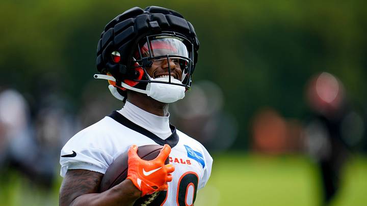 Cincinnati Bengals running back Joe Mixon (28) is hoping to sign with a new team, giving fantasy owners hope that he can still be a contributor. Cincinnati Bengals running back Joe Mixon (28) is hoping to sign with a new team, giving fantasy owners hope that he can still be a contributor.