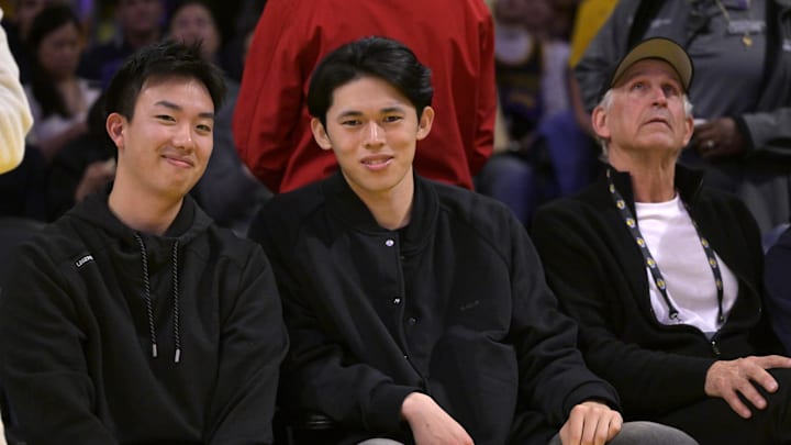 Jan 21, 2025; Los Angeles, California, USA; Los Angeles Dodgers pitcher Roki Sasaki attends the game between the Los Angeles Lakers and the Washington Wizards at Crypto.com Arena. Jan 21, 2025; Los Angeles, California, USA; Los Angeles Dodgers pitcher Roki Sasaki attends the game between the Los Angeles Lakers and the Washington Wizards at Crypto.com Arena.