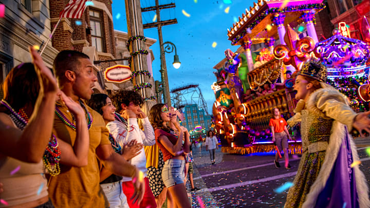 Universal Mardi Gras Parade - credit: ©2022 Universal Orlando. All rights reserved.