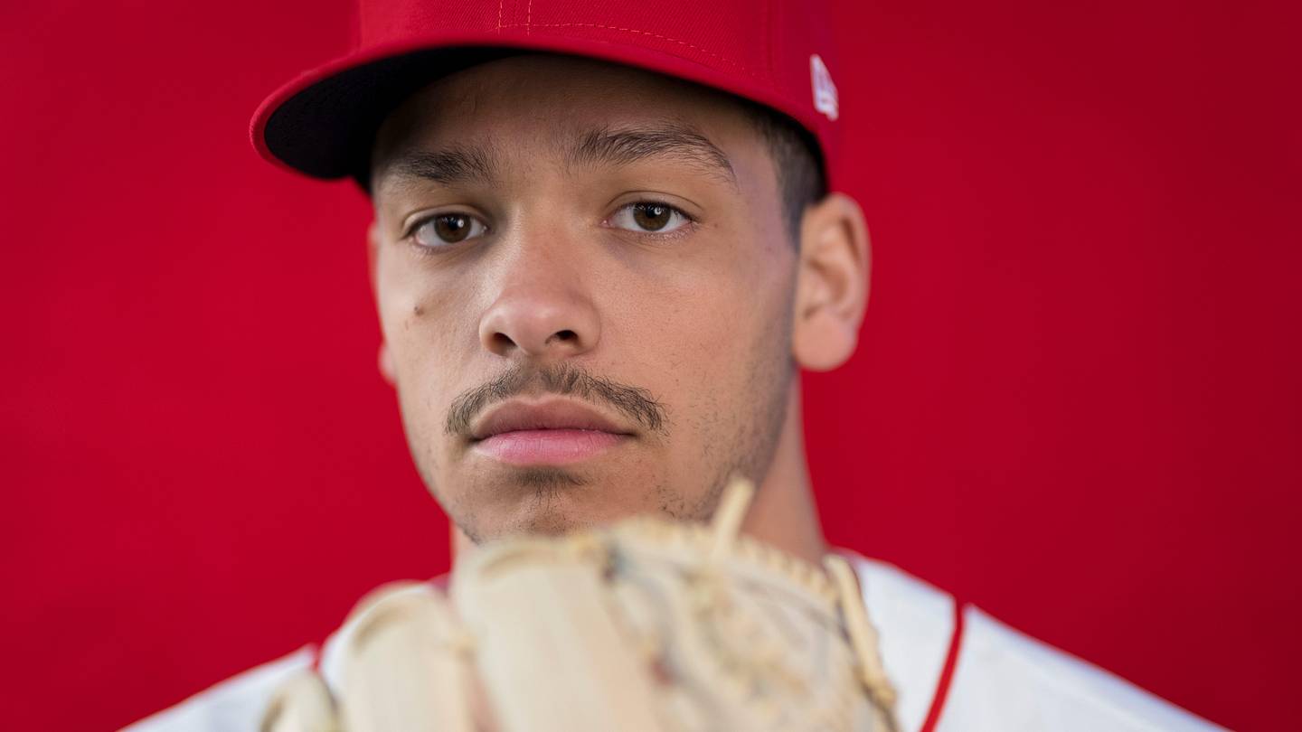 Chasing His Cards as the Chase Burns Era Begins in Cincinnati