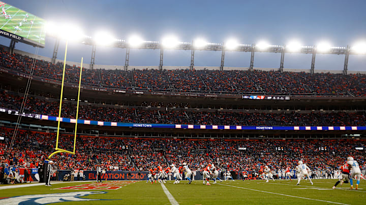 Los Angeles Chargers v Denver Broncos