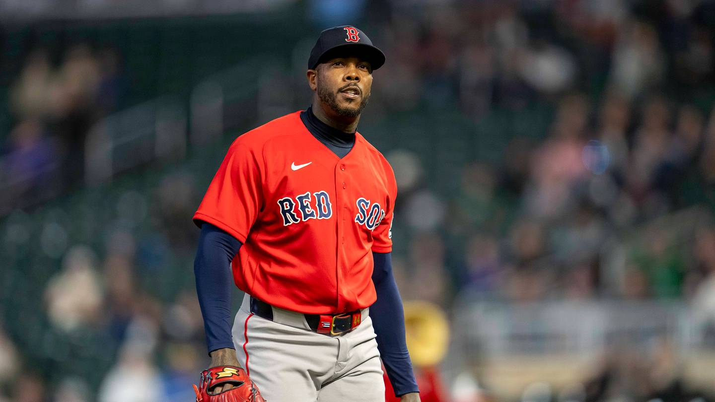 Dream Cubs trade deadline scenario just got doused with cold water