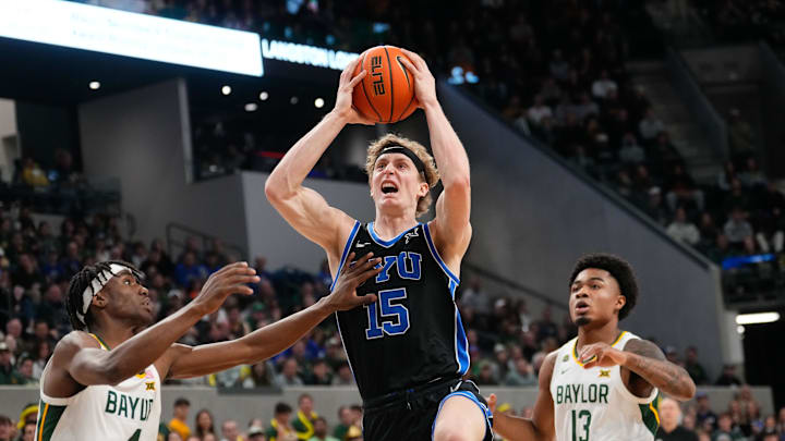 Richie Saunders rises for an inside shot against Baylor