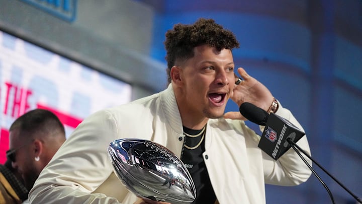 Apr 27, 2023; Kansas City, MO, USA; Kansas City Chiefs quarterback Patrick Mahomes greets fans during the first round of the 2023 NFL Draft at Union Station. Mandatory Credit: Kirby Lee-Imagn Images Apr 27, 2023; Kansas City, MO, USA; Kansas City Chiefs quarterback Patrick Mahomes greets fans during the first round of the 2023 NFL Draft at Union Station. Mandatory Credit: Kirby Lee-Imagn Images