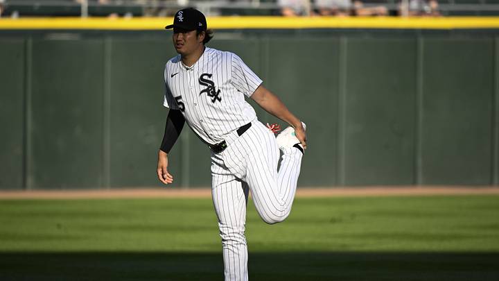 May 27, 2026; Chicago, Illinois, USA; Chicago White Sox first baseman Munetaka Murakami (5) during warmups before the game against the Minnesota Twins at Rate Field. Mandatory Credit: Matt Marton-Imagn Images May 27, 2026; Chicago, Illinois, USA; Chicago White Sox first baseman Munetaka Murakami (5) during warmups before the game against the Minnesota Twins at Rate Field. Mandatory Credit: Matt Marton-Imagn Images