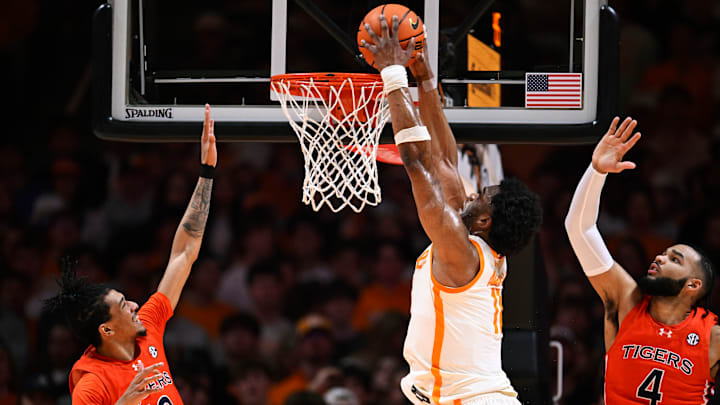 Auburn v Tennessee