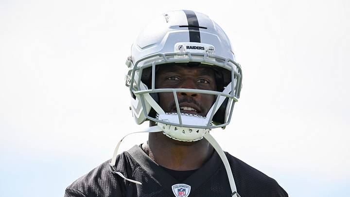 Jun 3, 2026; Henderson, NV, USA; Las Vegas Raiders wide receiver Malik Benson (19) runs a drill during organized team activities at Intermountain Health Performance Center. Mandatory Credit: Candice Ward-Imagn Images Jun 3, 2026; Henderson, NV, USA; Las Vegas Raiders wide receiver Malik Benson (19) runs a drill during organized team activities at Intermountain Health Performance Center. Mandatory Credit: Candice Ward-Imagn Images