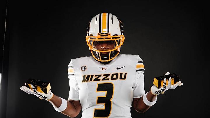 2026 Mizzou DL commit Tahj Overton during his official visit to Columbia 2026 Mizzou DL commit Tahj Overton during his official visit to Columbia