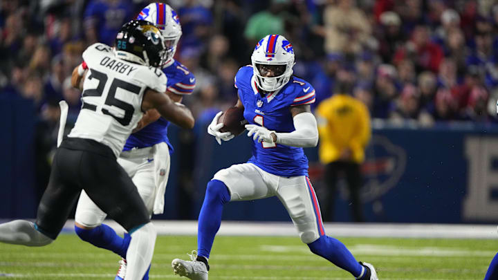 Sep 23, 2024; Orchard Park, New York, USA; Buffalo Bills wide receiver Curtis Samuel (1) runs against the Jacksonville Jaguars