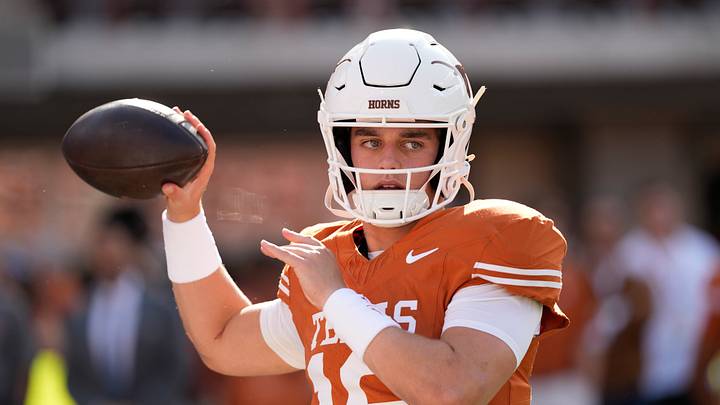 Nov 22, 2025; Austin, Texas, USA; Texas Longhorns quarterback Arch Manning (16) warms up before a game against the Arkansas Razorbacks at Darrell K Royal-Texas Memorial Stadium. Mandatory Credit: Scott Wachter-Imagn Images Nov 22, 2025; Austin, Texas, USA; Texas Longhorns quarterback Arch Manning (16) warms up before a game against the Arkansas Razorbacks at Darrell K Royal-Texas Memorial Stadium. Mandatory Credit: Scott Wachter-Imagn Images