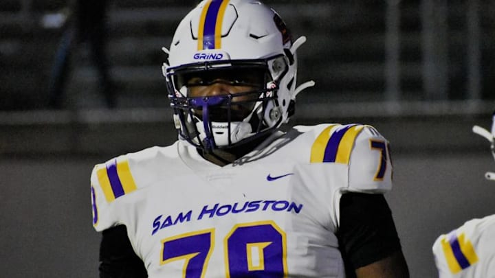 A top-15 college football recruit in the Class of 2027 is down to two finalists. A top-15 college football recruit in the Class of 2027 is down to two finalists.