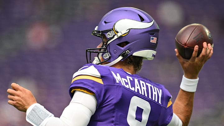 Minnesota Vikings quarterback J.J. McCarthy (9) warms up before the game against the Houston Texans at U.S. Bank Stadium. 