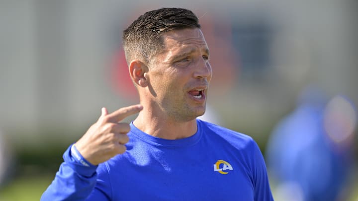 Jul 29, 2024; Los Angeles, CA, USA; Los Angeles Rams defensive coordinator Chris Shula on the field during training camp at Loyola Marymount University. Mandatory Credit: Jayne Kamin-Oncea-Imagn Images Jul 29, 2024; Los Angeles, CA, USA; Los Angeles Rams defensive coordinator Chris Shula on the field during training camp at Loyola Marymount University. Mandatory Credit: Jayne Kamin-Oncea-Imagn Images