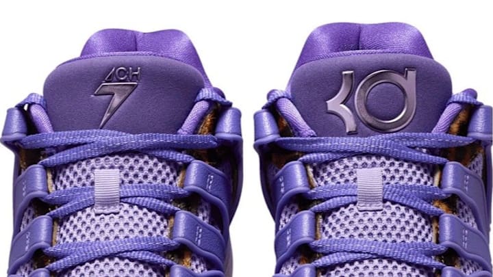 The Chet Holmgren x Nike KD 18 'Thunder & Reign' colorway.