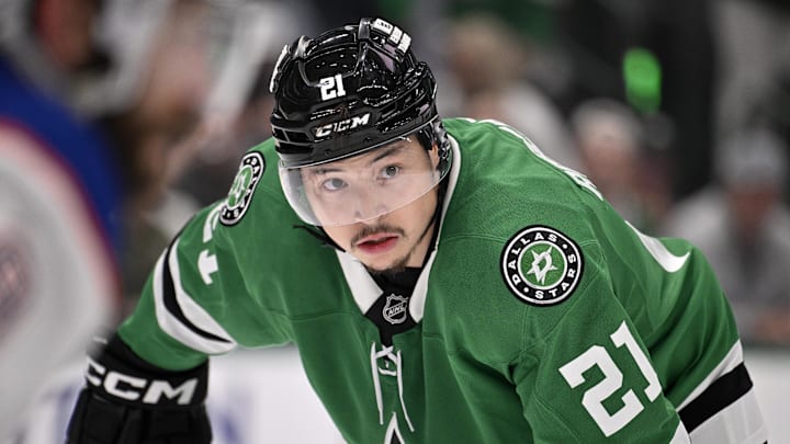 May 29, 2025; Dallas, Texas, USA; Dallas Stars left wing Jason Robertson (21) gets set face off against the Edmonton Oilers during the second period in game five of the Western Conference Final of the 2025 Stanley Cup Playoffs at American Airlines Center. Mandatory Credit: Jerome Miron-Imagn Images