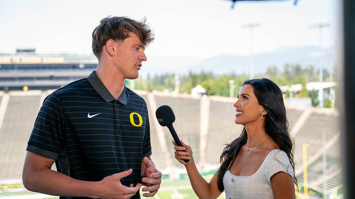 Oregon Ducks tight end Andrew Olesh Oregon Ducks tight end Andrew Olesh